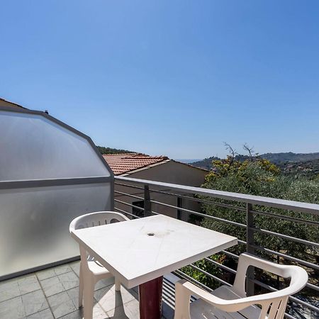 Apartment Borgoverde-2 By Interhome Imperia Εξωτερικό φωτογραφία